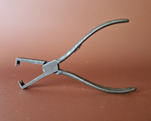Load image into Gallery viewer, Vintage Ceka 3754 pincers cobblers joiner wire snips pliers Tool
