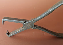 Load image into Gallery viewer, Vintage Ceka 3754 pincers cobblers joiner wire snips pliers Tool
