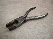 Load image into Gallery viewer, Vintage 15cm Combination Pliers , Wire Cutter &amp; Gripping Tool , Steel Used Tool
