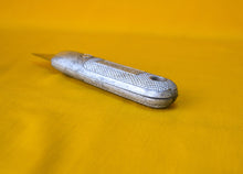 Load image into Gallery viewer, Vintage Grey HANDLE Stanley Knife 199  - for Craft Work in Good Condition
