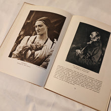 Load image into Gallery viewer, British Photographers (Britain in Pictures) by Cecil Beaton Published by Collins, London, 1944
