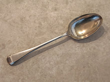 Load image into Gallery viewer, Vintage Joseph Elliot &amp; Sons EPNS Table Spoon – 20cm, Hallmarked J.E&amp;SS EP A1
