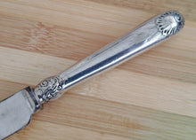 Load image into Gallery viewer, Vintage Walker &amp; Hall Butter Knife – Sheffield Craftsmanship, Elegant Design
