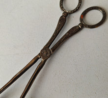 Load image into Gallery viewer, Vintage Silver Plated Bird Claw Serving Tongs – 22.5cm Long – Ornate Design
