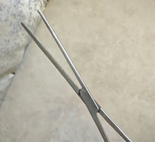 Load image into Gallery viewer, Vintage 26cm Stainless Steel Medical Artery Forceps / Clamp / Surgical Tool
