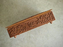 Load image into Gallery viewer, Vintage Style Embossed Plastic Trinket Box - Bird &amp; Floral Design - 15cm x 7.5cm x 4.5cm
