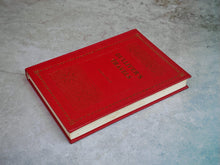 Load image into Gallery viewer, Vintage 1977 Gulliver’s Travels by Jonathan Swift - Illustrated by Derick Bowen - Purnell Hardcover
