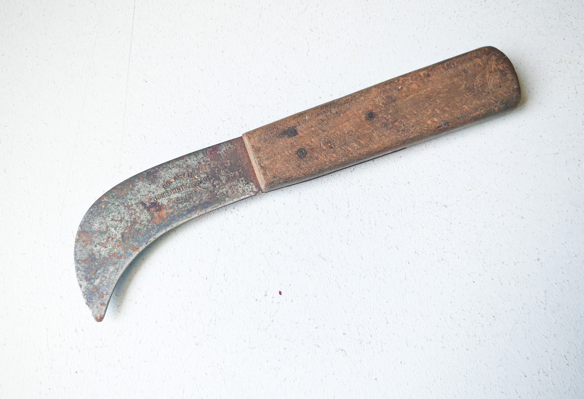 Vintage John Wormald & Co Pruning Knife – Curved Blade Hand Tool – Sheffield England – Wooden Handle