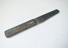 Load image into Gallery viewer, Vintage Flat Blade Utility Knife – 21.5cm Long – Wooden Handle – Old Hand Tool – Rustic Patina
