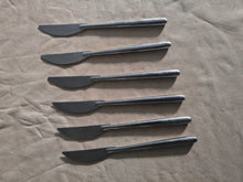 Load image into Gallery viewer, Set of 6 Guy Degrenne Stainless Steel Dinner Knives – 22.5cm – Modern Minimalist – Used
