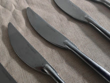 Load image into Gallery viewer, Set of 6 Guy Degrenne Stainless Steel Dinner Knives – 22.5cm – Modern Minimalist – Used
