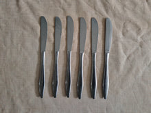 Load image into Gallery viewer, Set of 6 Stainless Steel Table Knives – 20.5cm – Used – Vintage Modern Design
