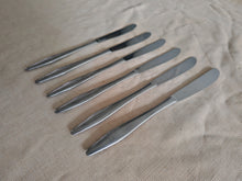 Load image into Gallery viewer, Set of 6 Stainless Steel Table Knives – 20.5cm – Used – Vintage Modern Design
