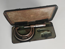 Load image into Gallery viewer, JT Slocomb Co 1"-2" Micrometer Gauge Vintage Precision Measuring Tool w/ Case
