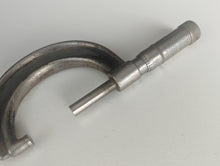 Load image into Gallery viewer, JT Slocomb Co 1"-2" Micrometer Gauge Vintage Precision Measuring Tool w/ Case
