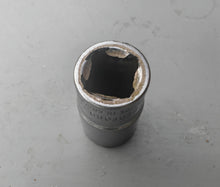 Load image into Gallery viewer, Bedford 11/16 AF Socket SJA22 Chrome Vanadium Made in England 1/2" Drive
