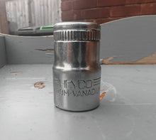 Load image into Gallery viewer, Heyco 18mm 12 Point Socket 50-12 1/2" Drive West Germany Chrome Vanadium (Copy)
