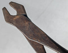 Load image into Gallery viewer, Vintage 6" NEWERA Slip Joint Pliers 15.5cm England – Antique Hand Tool
