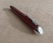 Load image into Gallery viewer, Vintage Platignum Fountain Pen , Burgundy Red , 13.5cm , Used , No Ink
