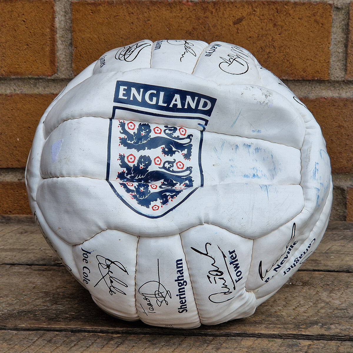 Hy-Pro England Printed Signature Football Beckham, Cole, James, Lampard, Owen