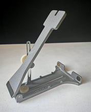 Load image into Gallery viewer, Vintage CAM-BRAC Adjustable Bracket Clamp Tool For Vintage Slide Projector
