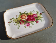 Load image into Gallery viewer, Vintage Royal Doulton Visitor Centre Rectangular Dish Tray , Rose Flower Design Ring Jewellery Tray
