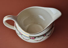 Load image into Gallery viewer, Retro J&amp;G Meakin Pottery Ceramic Sauce / Gravy Boat / Custard Jug, Rose Floral Pattern
