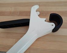 Load image into Gallery viewer, Vintage PresaFacile Hot Plate Gripper - Retro Kitchen Tool for Safe Handling
