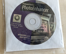Load image into Gallery viewer, Vintage 1997 Software PictureWorks PhotoEnhancer - vintage, retro Windows &amp; Mac
