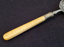 Load image into Gallery viewer, Vintage Sugar Sifter Spoon With Cream Colour Plastic Handle - English, Marked D&amp;A, 16cm long
