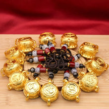 Load image into Gallery viewer, Chinese Style Zodiac Cornucopia Keychain Rotatable Special Pattern Chinese Style Lucky Pendant Crafts Exquisite
