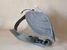 Load image into Gallery viewer, Mountain Warehouse Unisex Running Belt with Bottle Holder and Adjustable Strap
