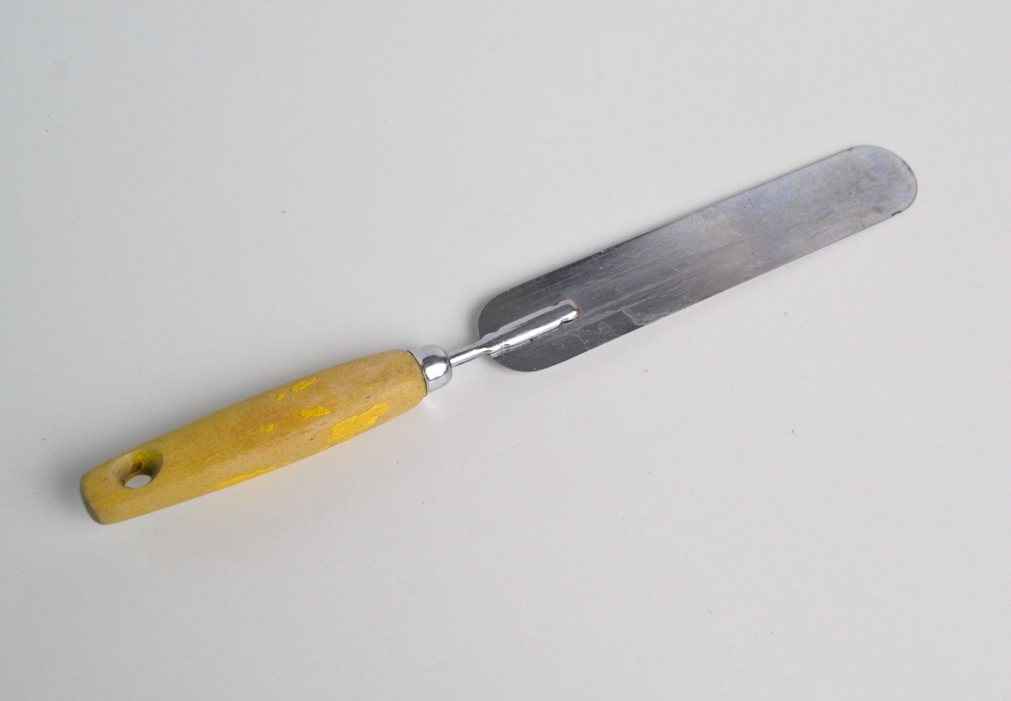 Vintage Retro Spreader Cake Icing Spatula Wood Handle, Kitchen Utensil, Kitchenalia