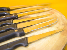 Load image into Gallery viewer, Set of 7 Vintage Plastic Handle Kitchen Knives – Mixed Sizes, Retro Kitchenalia Collection
