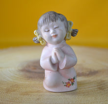 Load image into Gallery viewer, PRAYING CHILD Girl Porcelain Figurine Kneeling Vintage G Scotts W947
