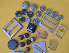 Load image into Gallery viewer, 28 x Vintage White 1930s 40s 50s Belt Buckles &amp; Buttons Art Deco Bakelite/ Plastic
