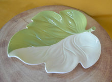 Load image into Gallery viewer, Vintage Retro Carlton Ware Australian Design Green &amp; White Leaf-Shaped Pin Dish
