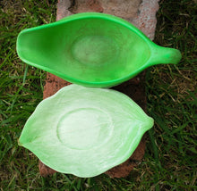 Load image into Gallery viewer, Vintage Carltonware Small Sauce Boat And Saucer. Green Cabbage Leaf ,Austpalian Design,Made In England
