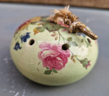 Load image into Gallery viewer, Ye Olde Ceramic Pomander, Aidees of Torquay Bovey Tracey Devon Rose Flower Pomander, Closet &amp; Drawer Sachet from England
