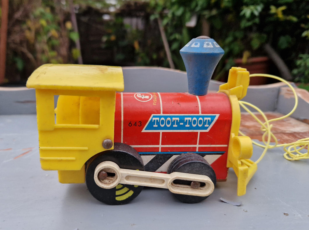 Vintage 1960s Fisher-Price Toot-Toot Pull-Along Toy Train - Model 643