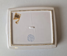 Load image into Gallery viewer, Vintage RAYWARE Ceramic Baking Dish Quality Lasagne Tray Size: 23 x 20 x 4 cm
