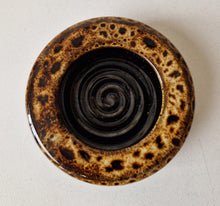 Load image into Gallery viewer, Vintage Honeycomb Pottery Shallow Planter Bowl / Ashtray – 15 cm Diameter
