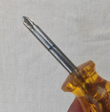 Load image into Gallery viewer, Vintage Phillips Stubby Screwdriver – Amber Handle – 9cm Long
