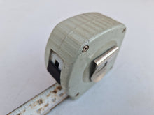 Load image into Gallery viewer, Vintage Rabone SUPALOK SK175 ME 7.5M 25FT tape measure 30-363
