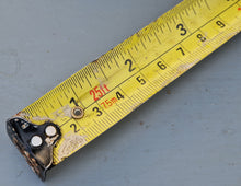 Load image into Gallery viewer, Hecas 7.5M Tape Measure 25FT Heavy Duty Industrial 25mm Width Smooth Blade
