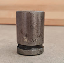Load image into Gallery viewer, Vintage Swinborne 3/4" AF Socket – British Made – 1/2" Drive – Industrial Tool
