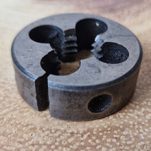 Load image into Gallery viewer, Warrior 1/2" x 13 NC die Engineering Tool Made In England
