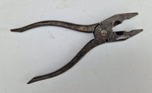 Load image into Gallery viewer, Vintage Combination Pliers Hand Tool 18.5cm long
