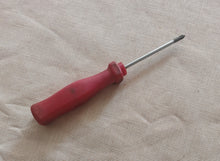 Load image into Gallery viewer, Vintage Phillips Screwdriver 14cm Red Handle Short Stubby Driver DIY Tool
