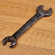 Load image into Gallery viewer, Vintage 1107 W  Spanner The Billings And Spencer Co. Hartford Conn. U.S.A.
